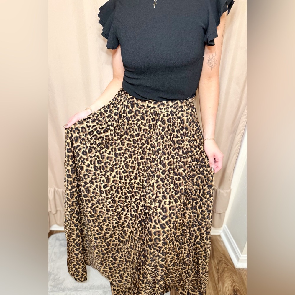 Urban Daizy Boutique Leopard Print Maxi Skirt